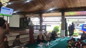Bunda-PAUD-Batang-Hari-Sosialisasikan-Wajib-Belajar-13-Tahun-dan-1-Tahun-Pra-Sekolah.jpg