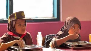 Bupati-Kerinci-Jambi-Meluncurkan-Program-MBG.jpg