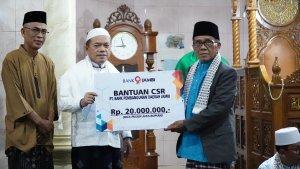Gubernur-Jambi-Al-Haris-Serahkan-Bantuan.jpg