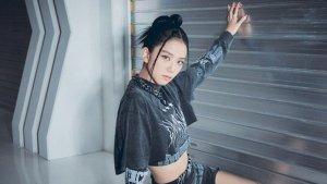 Jisoo-BLACKPINK-Bersiap-untuk-Debut-Solo.jpg