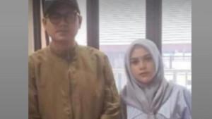 Kades-Wonoagung-Kecamatan-Karangtengah-Kabupaten-Demak-Muhyidin-bersama-Laili-Khasanah.jpg