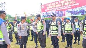 Kapolda-Jambi-Lakukan-Pengecekan-Pasukan-dan-Prasarana-Dalam-Pengamanan-Pilkada-di-Polres-Tanjabtim.jpg
