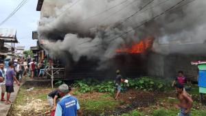 Kebakaran-di-Permukiman-Padat-Nipah-Panjang-Jambi.jpg