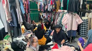 Omzet-Pedagang-Angso-Duo-Jambi-Turun-Drastis.jpg