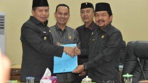PJ-Bupati-Sarolangun-Hadiri-Rapat-Paripurna-Tingkat-II-DPRD.jpg