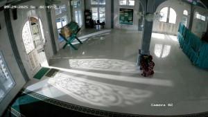 Pencurian-di-Masjid-Nurul-Iman-Srikhayangan-Jambi.jpg