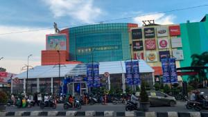 Penguntitan-Kendaraan-di-Jamtos-Jambi-Viral.jpg
