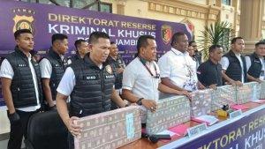 Polda-Jambi-rilis-kasus-korupsi-PT-Pelindo.jpg