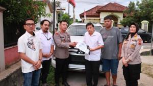 Polresta-Jambi-Kembalikan-Mobil-Pajero-Milik-Korban.jpg