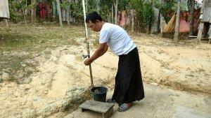 Satu-di-antara-warga-Desa-Kampung-Tujuh-Kecamatan-Cermin-Nan-Gedang-Kabupaten-Sarolangun.jpg