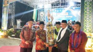 Sekda-Muaro-Jambi-Budhi-Hartono-secara-resmi-menutup-Musabaqah.jpg
