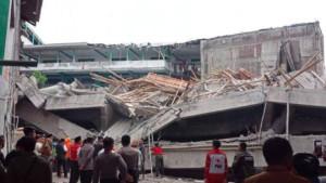 Update-Puluhan-Santri-Masih-Tertimbun-Reruntuhan-Ponpes-Al-Khoziny-Ada-Pinggangnya-Terhimpit-Beton.jpg