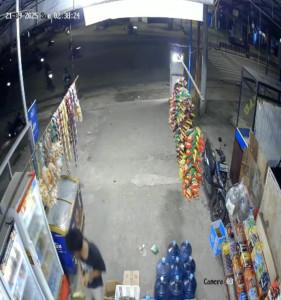 Viral-Remaja-Buat-Keributan-di-Toko-Manisan-Jambi.jpg