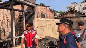 Wali-Kota-Jambi-Berikan-Bantuan-dan-Imbau-Warga-Waspada.jpg