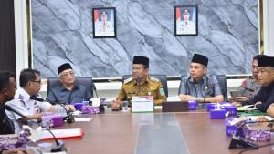 audiensi-antara-Pemerintah-Kota-Jambi.jpg