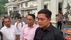 etua-DPRD-Provinsi-Jambi-M-Hafiz-menanggapi.jpg