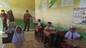 hari-pertama-masuk-sekolah-sdn-76-do-desa-dusun-mudo-merangin.jpg