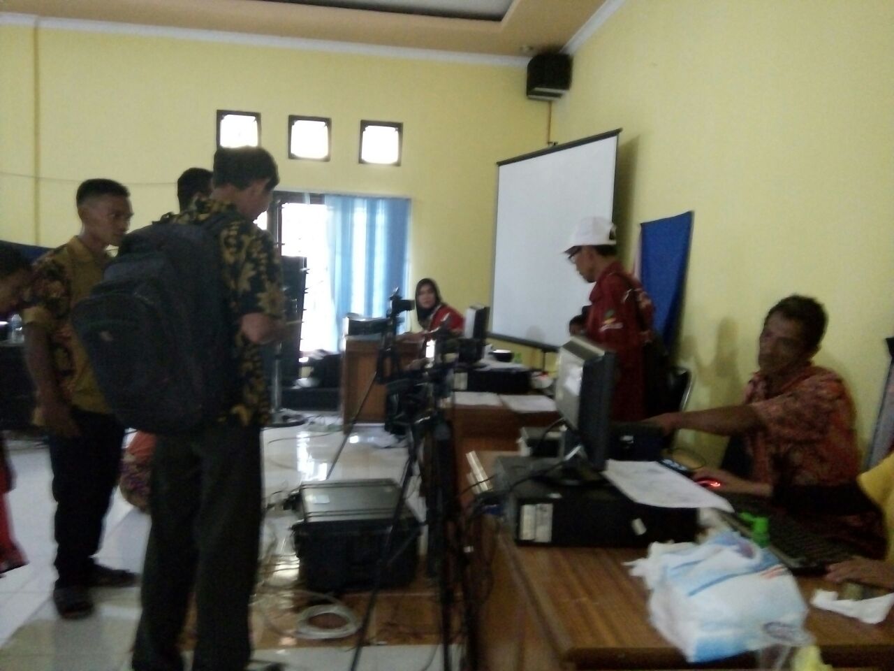 286 Suku Anak Dalam Wajib E-KTP, Sebelum Pileg dan Pilpres Dinas Dukcapil Tebo Harus Rampungkan