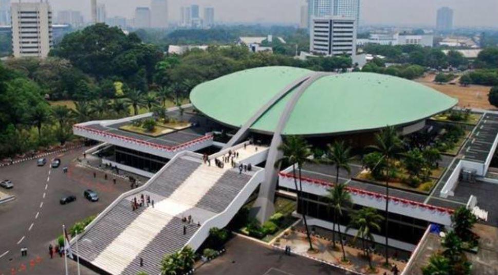 01102024-Gedung-DPR-RI.jpg