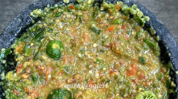 Resep Sambal Ijo Terasi - 'Nagih' Sebagai Kawan Makan Apa Aja