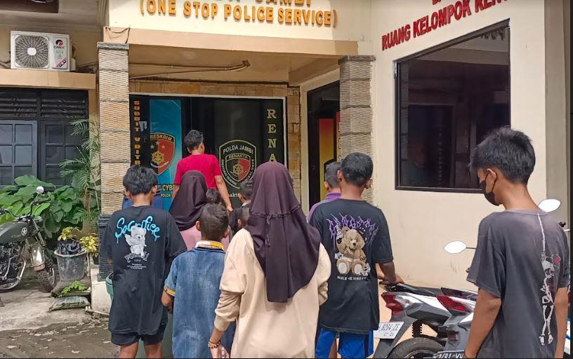 IRT Muda Tersangka Pelecehan di Jambi Ancam Aniaya Bayinya Jika Suami tak Mau Diajak Hubungan badan