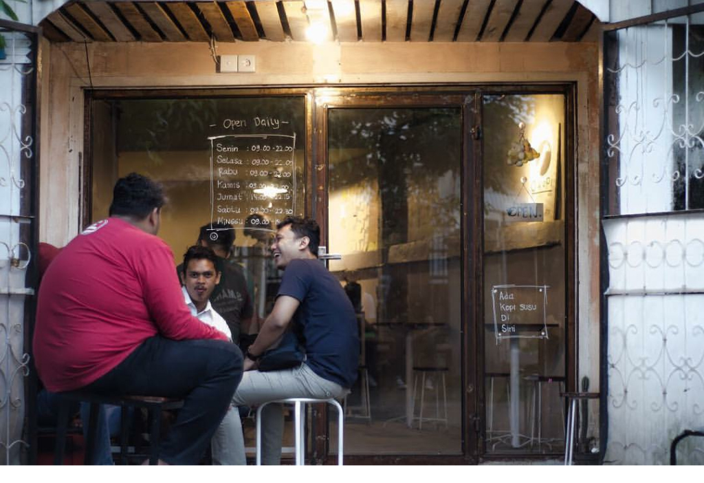 Nikmati Angin Sore Sambil Nyeruput Kopi Susu di O Kopi, Kedai Kopi Mungil yang Sajikan Kopi Jambi