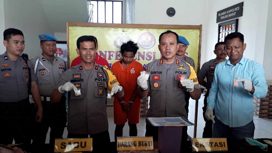 Pengedar Narkotika Jaringan Lapas Kuala Tungkal Ditangkap, Polisi Sita Sabu dan Ekstasi Siap Edar