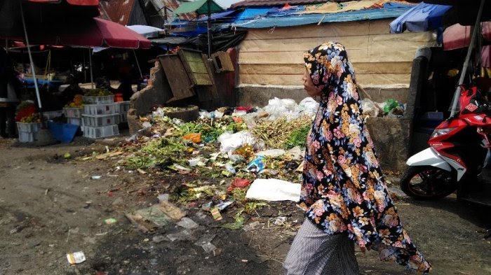 Pasar Atas Sarolangun Semrawut, Dinas Perkim Tuding Gara-gara PKL Susah Diatur