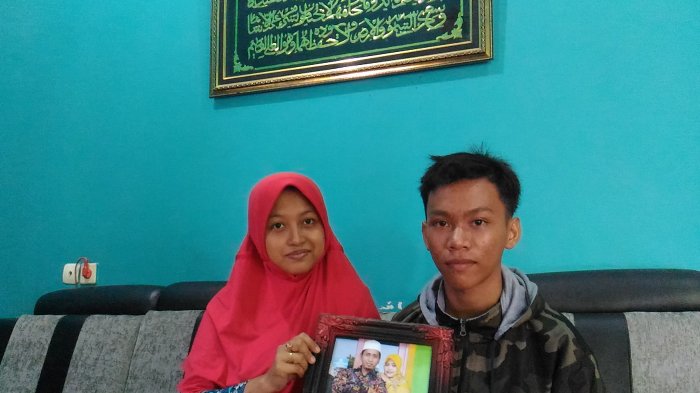 Meski Jadi Korban First Travel, Pria Ini Tetap Berangkatkan Umroh 18 Orang. Haru Kisahnya