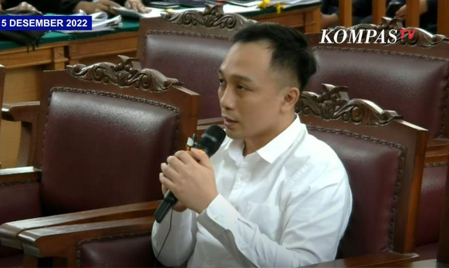 Usai Tembak Yosua, Ferdy Sambo Beri Uang Tutup Mulut, Putri Candrawati Beri Iphone