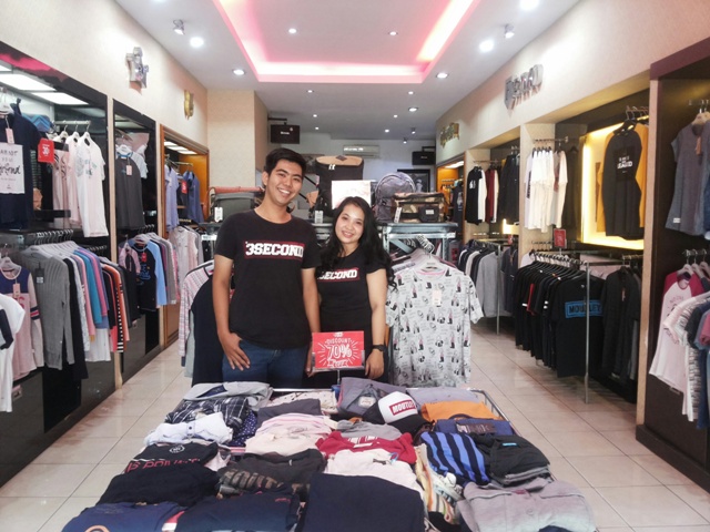 Diskon Hingga 70 Persen di 3Second Jambi, Ada Juga Special Price Rp 100 Ribu Dapat 3 Pcs