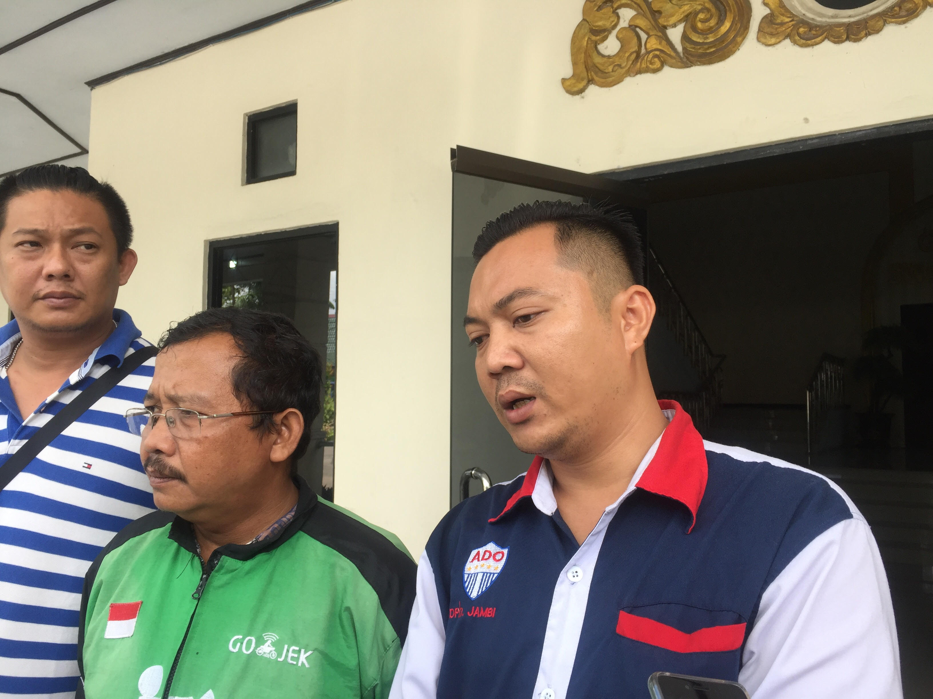 Dewan Minta Segel Kantor Aplikator Jika Masih Terima Ojek Online, Ini Tanggapan Dishub dan ADO