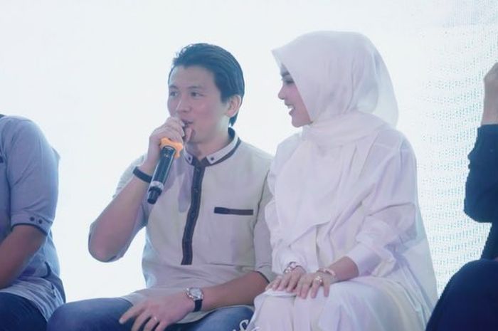 MOMEN Syahrini Bicara 'Malam Pertama di Depan Orangtua Reino Barack, Begi Reaksi Jujur Mertua