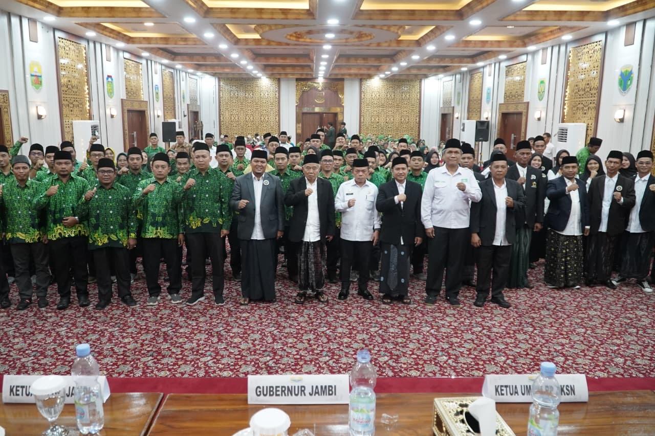 Hadiri Pelantikan JKSN Jambi, Al Haris Tekankan Peran Guru dan Kiai Jaga Moral Generasi Bangsa - Tribunjambi.com