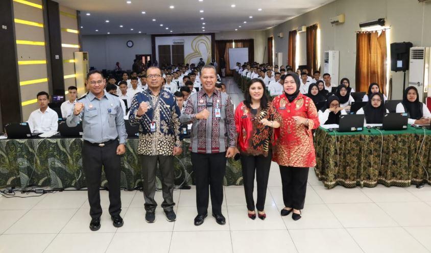 Hari Pertama SKD CPNS 2023, Kadivmin Kanwil Kemenkumham Jambi Pantau Langsung Pelaksanaan Ujian