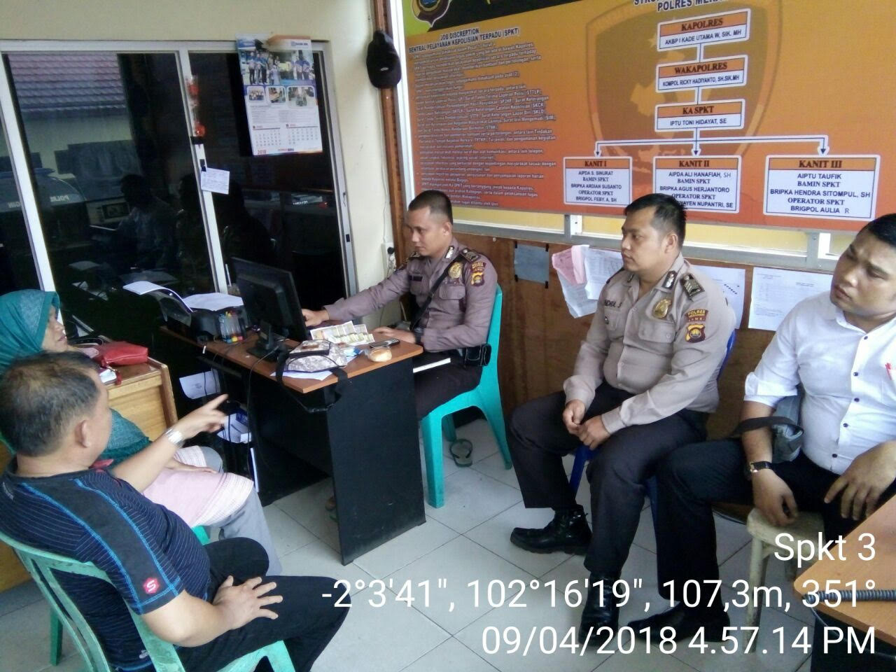 Seorang ASN di Merangin Tak Sadar Serahkan Belasan Mayam Emas Miliknya Kepada Orang Tak Dikenal