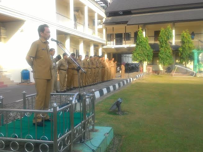 Banyak PNS Pemprov Jambi Terlambat, Sekda Cek Absen Pegawainya