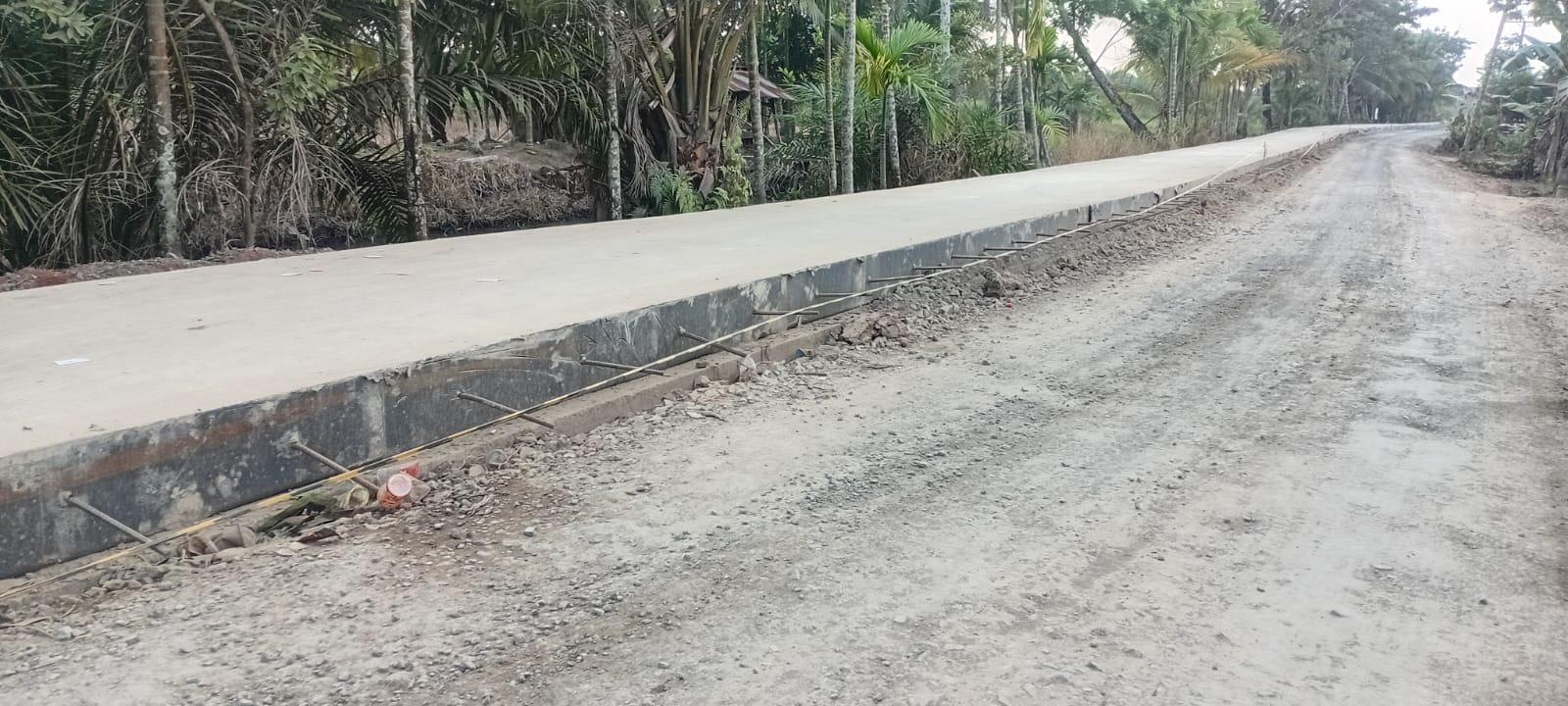 SKK Migas PetroChina Lanjutkan Pembangunan Jalan Beton Ruas Blok D–Batas Mendahara Sepanjang 1,78 Km - Tribunjambi.com