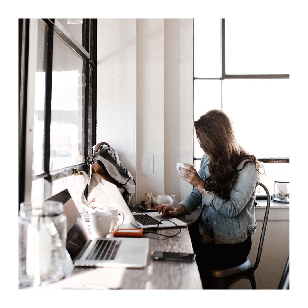 4 Tips Menurunkan Kolesterol untuk Kamu yang Duduk di Kantor Setiap Hari!