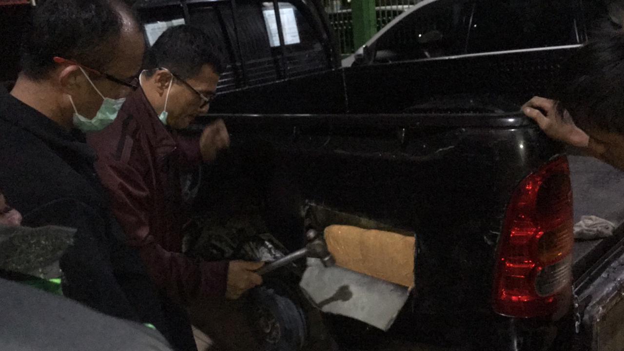 13042020_polisi-mengamankan-seorang-remaja-perempuan-yang-masih-belasan-tahun.jpg
