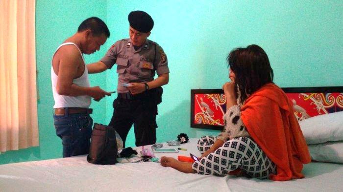 Hendak 'Modusi' Mantan Siswi di Kamar Hotel Pak Guru Dicyduk Satpol PP