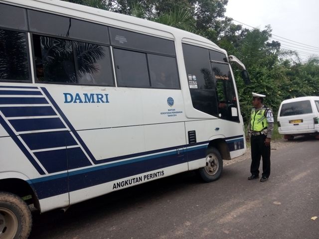 Hari Terakhir Operasi Zebra - Sopir Bus Damri Pun Ikut Ditilang