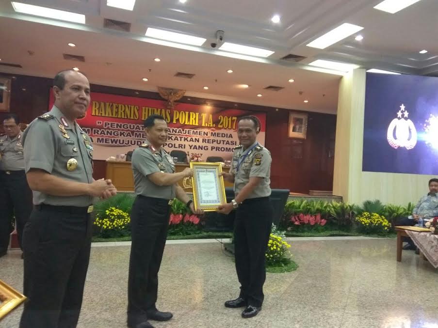 Diduga Terpapar Ideologi Teroris - Bripkas NL Ikut Pengajian Sejak 2012