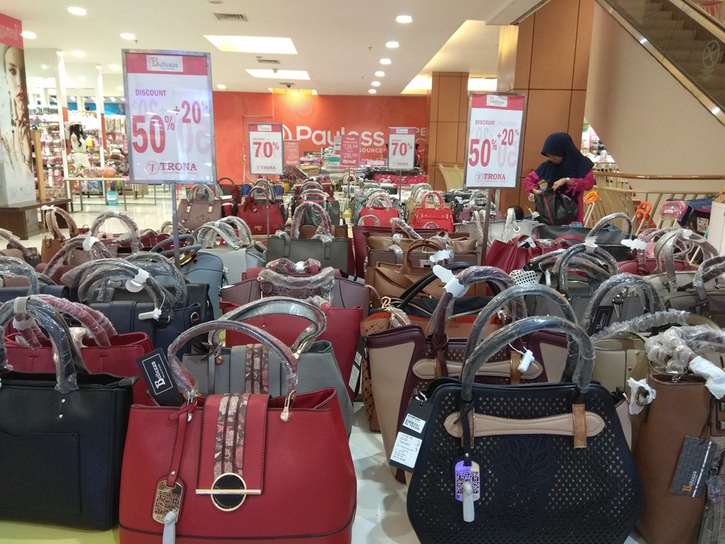 Ini Deretan Tas Cantik yang Didiskon 70 Persen, Hanya di Jamtos