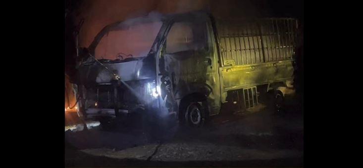 18052026-mobil-terbakar.jpg