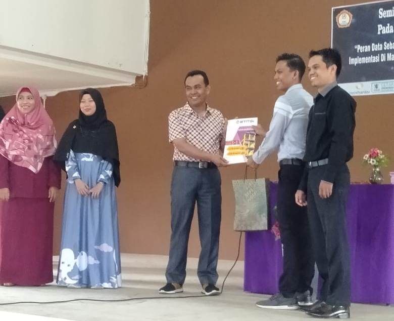 Alumni dan Mahasiswa STMIK Nurdin Hamzah Jambi Publikasi Hasil Penelitian dan PKM