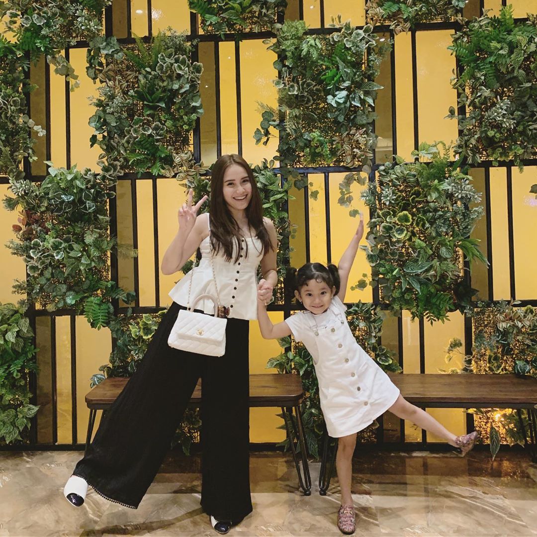 Cerai Saat Hamil & Usai 5 Tahun Pisah, Ayu Ting Ting Akan Perbolehkan Mantan Suami Temui Bilqis