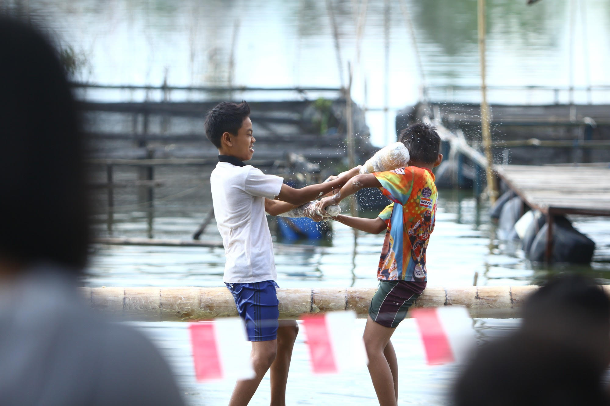 GALERI FOTO: Keseruan Lomba Dalam Rangka Memeriahkan HUT Kemerdekaan RI di Danau Sipin - 20082017_lomba-agustusan7_20170820_182251.jpg