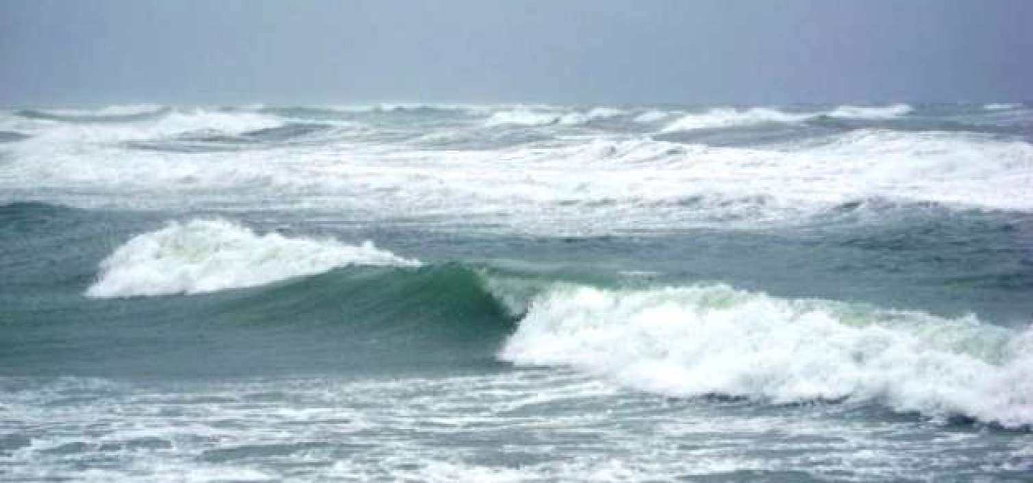 Cuaca Ekstrem, BPBD Tanjabtim Imbau Nelayan dan Warga di Pesisir Waspada