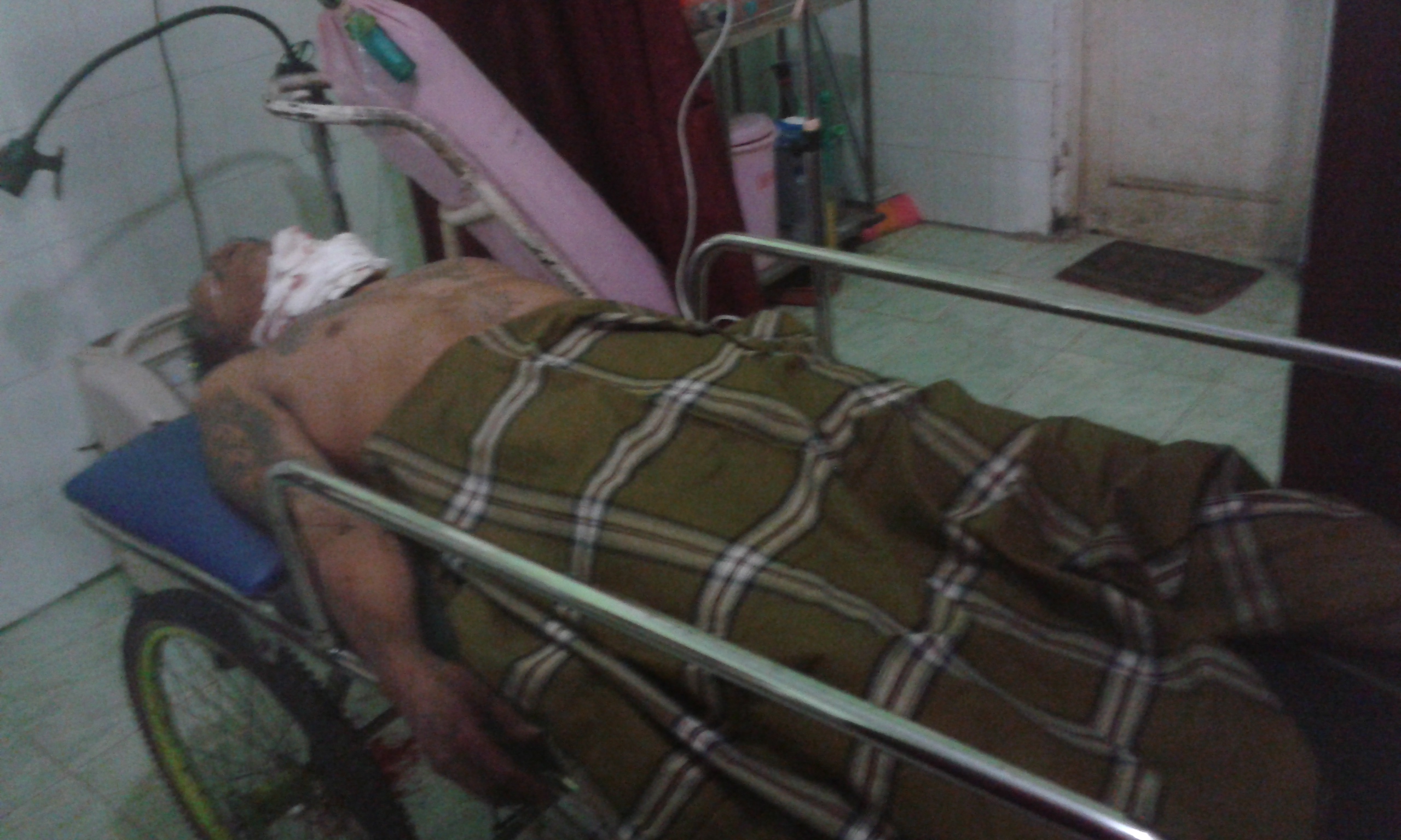 BREAKING NEWS - Bus Medan Jaya di Merangin Dibajak Pria Bersenjata